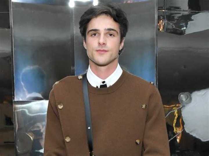 All About Jacob Elordi's Parents, John and Melissa Elordi