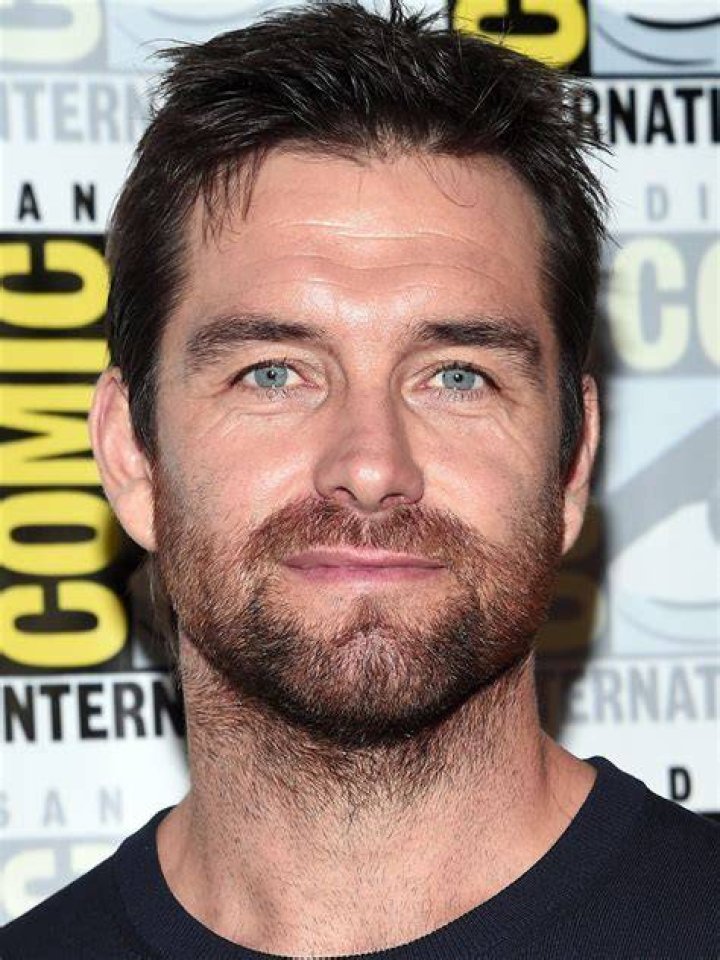 Antony Starr età, altezza, peso, fidanzata di John Patriota di The Boys