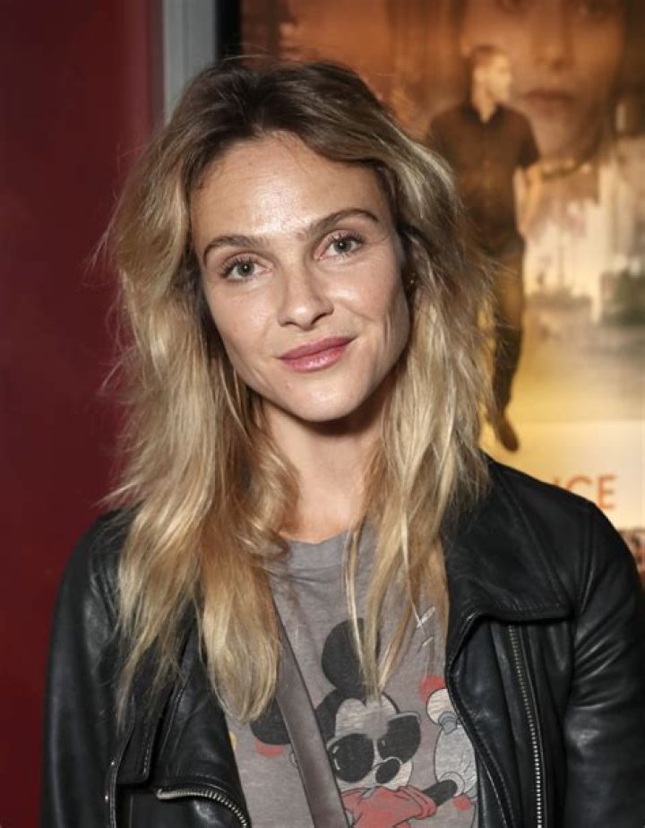 beau garrett biography