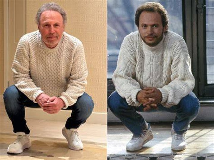 Billy Crystal tweets that he's hosting the Oscars