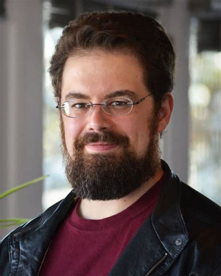 christopher paolini net worth christopher paolini net worth