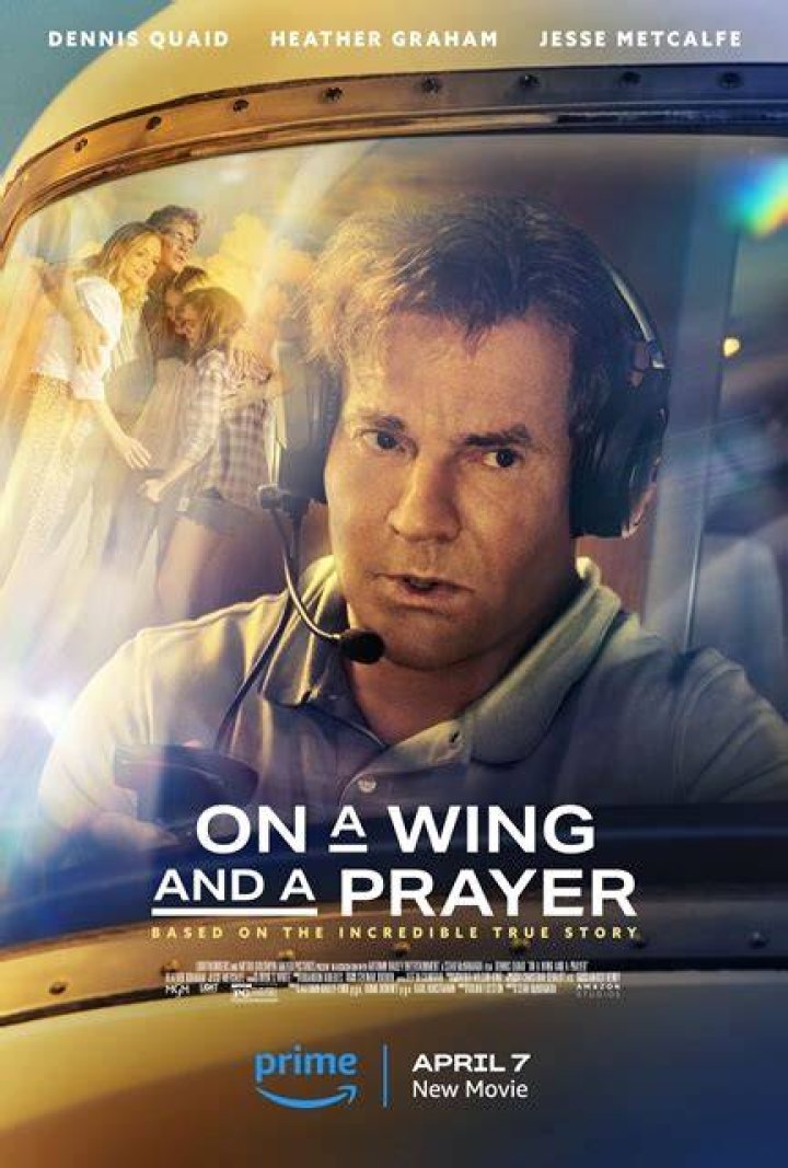 Dennis Quaid flying Dennis Quaid flying