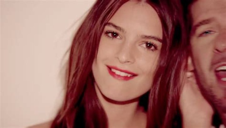 Emily Ratajkowski blurred lines