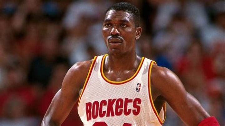 hakeem olajuwon net worth hakeem olajuwon net worth