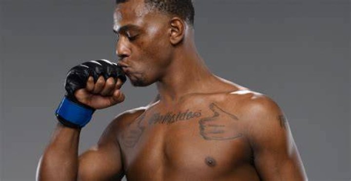 Jamahal Hill cracks Top 10 in latest UFC rankings update