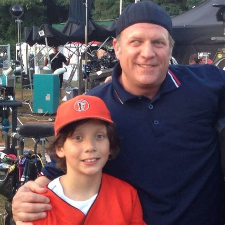 jonathan loughran height and weight
