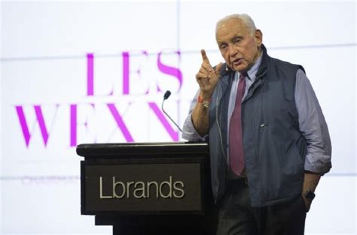 L Brands CEO Les Wexner Needs More Distance From Jeffrey Epstein Bloomberg