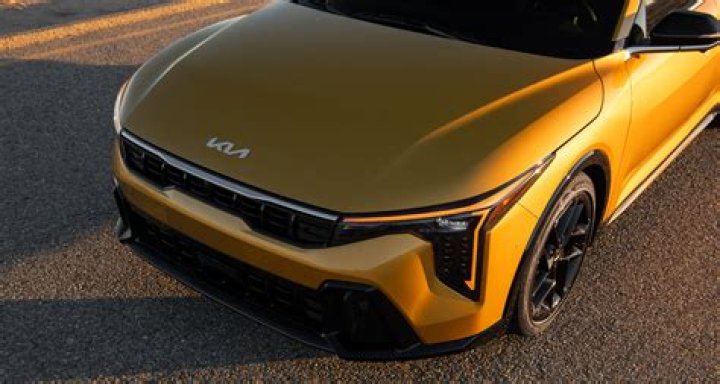 least expensive new car
