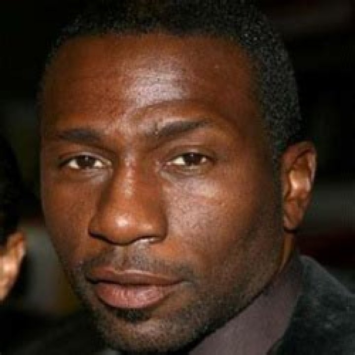leon robinson height leon robinson height