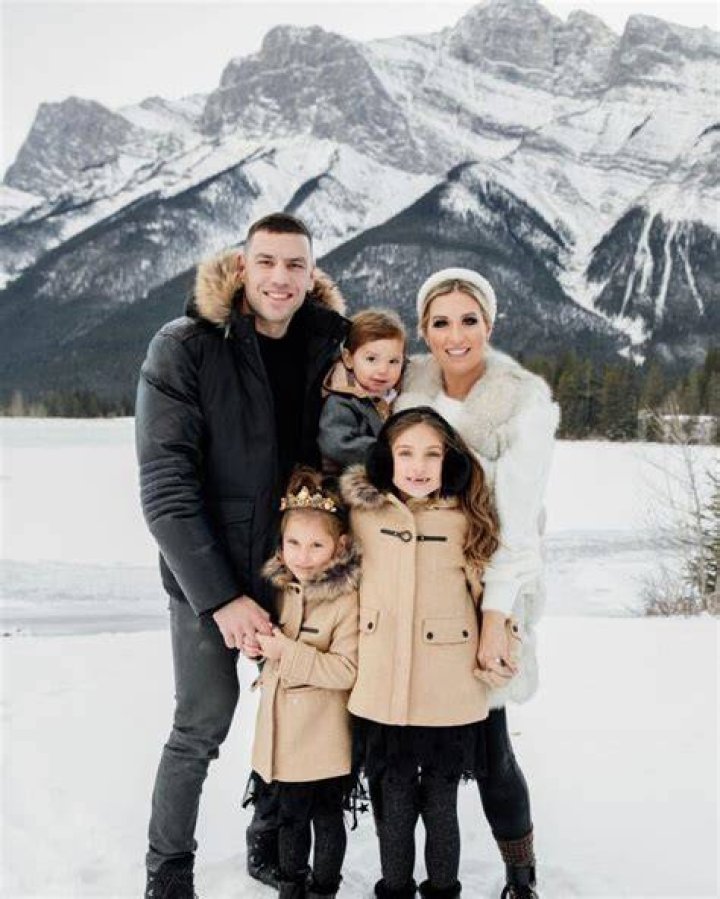 milan lucic family milan lucic family