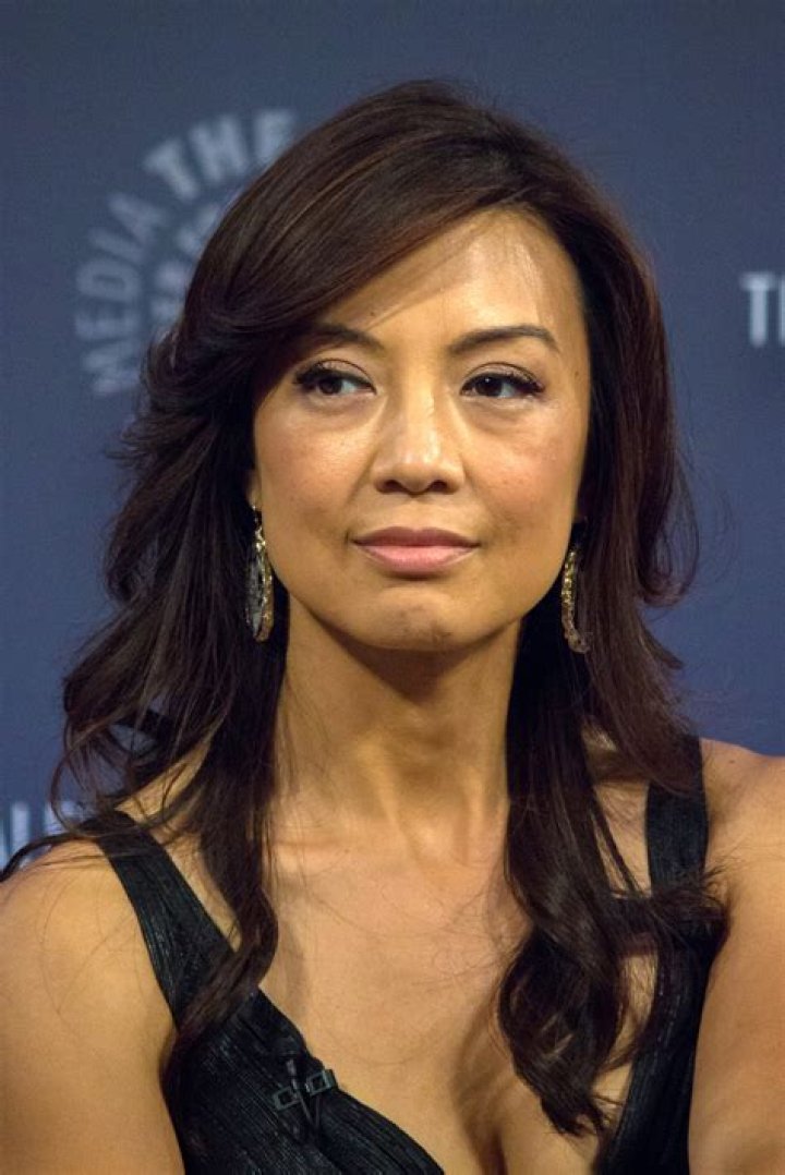 Ming Na Wen Ming Na Wen