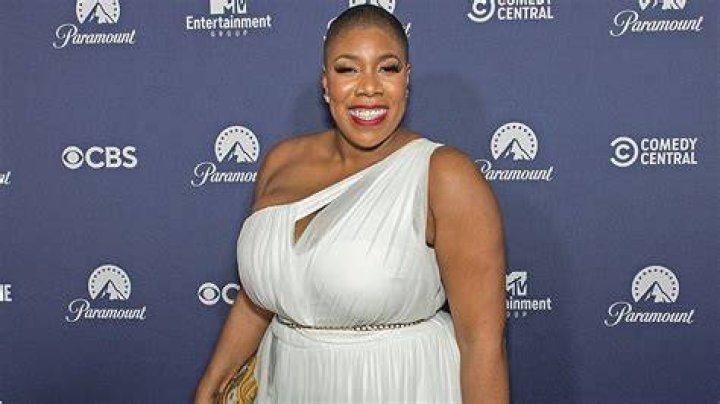 Symone Sanders Bio, Married, Measurements, Dating, Net Worth Marriedline