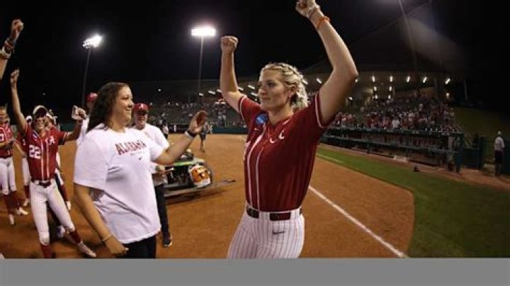 WCWS Notebook Alabama's Montana Fouts Has Rock Star Status Sports